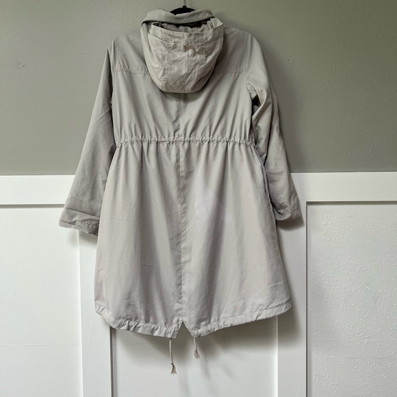 H&M Full Zip Hooded Rain Jacket Parka - Picture 3 of 7